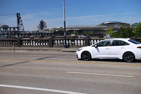 W Burnside Bridge 189