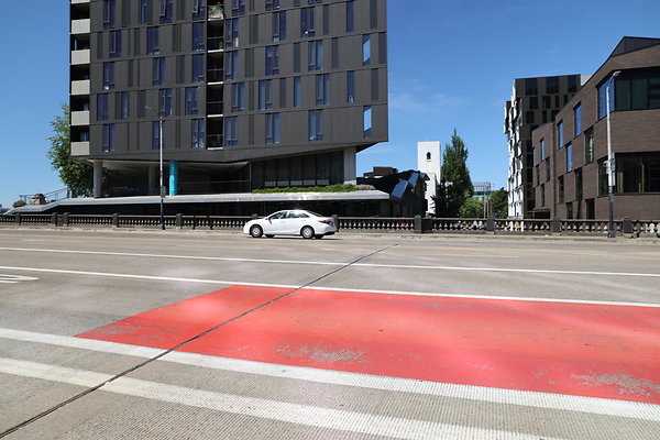 W Burnside Bridge 237