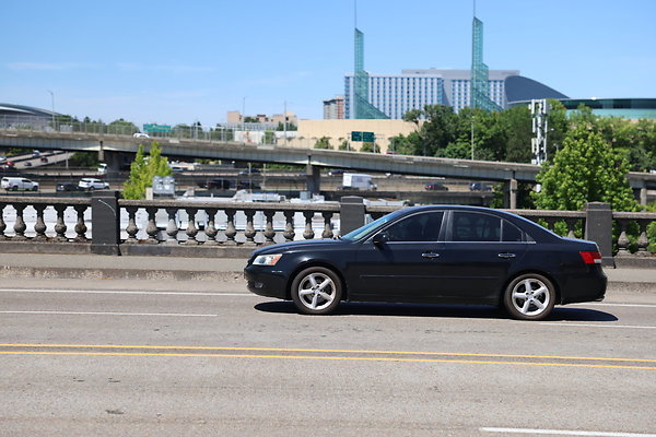 W Burnside Bridge 168