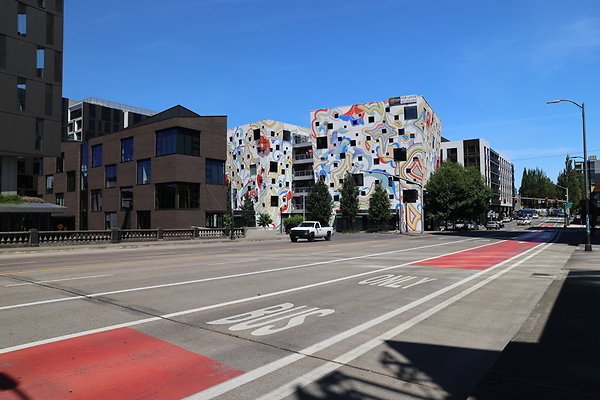 W Burnside Bridge 197