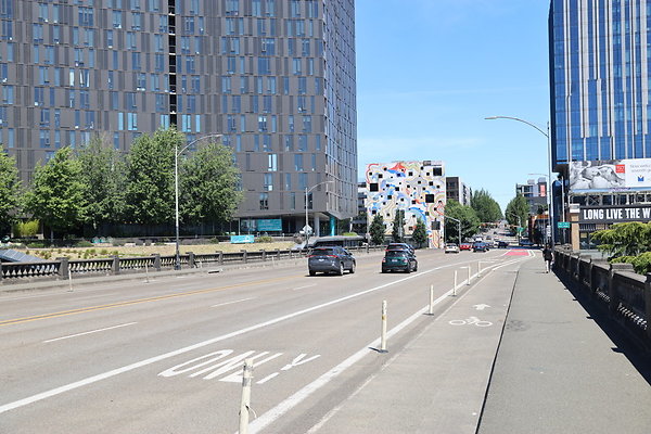 W Burnside Bridge 157