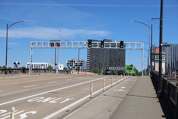 W Burnside Bridge 016