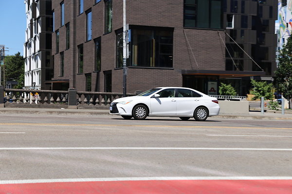 W Burnside Bridge 229