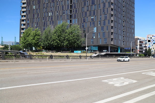 W Burnside Bridge 179