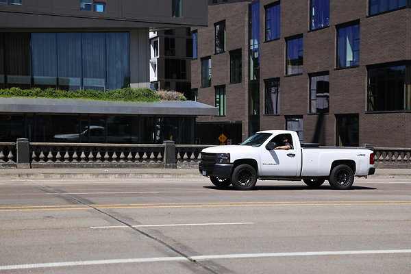 W Burnside Bridge 206