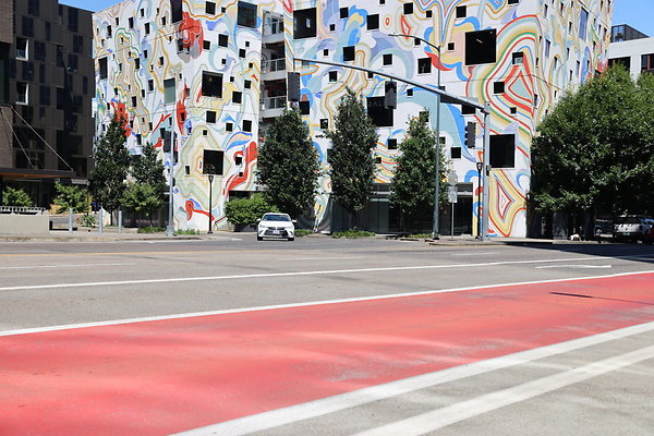 W Burnside Bridge 216