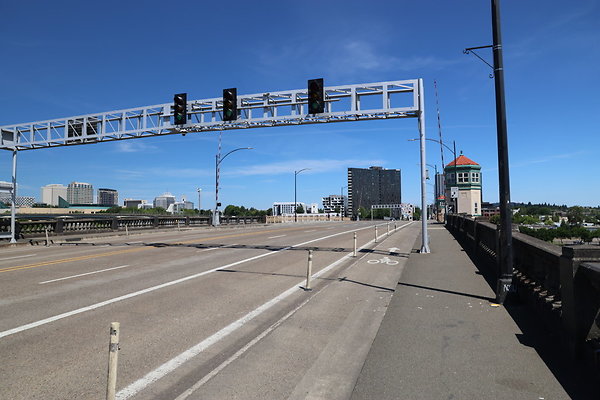 W Burnside Bridge 023