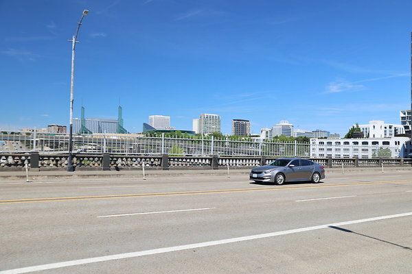 W Burnside Bridge 136