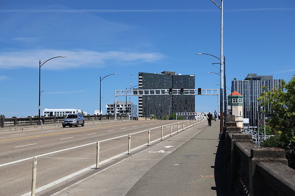 W Burnside Bridge 004