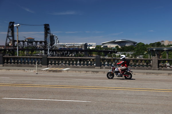 W Burnside Bridge 117