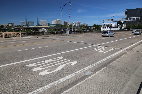 W Burnside Bridge 099