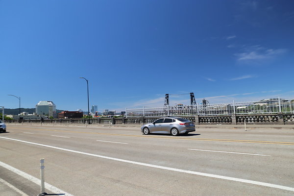 W Burnside Bridge 144