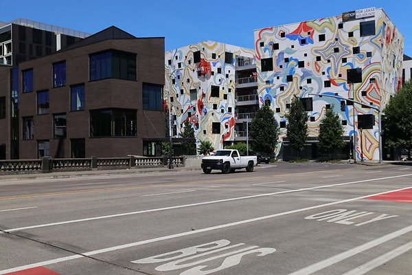 W Burnside Bridge 199