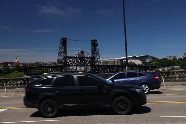 W Burnside Bridge 039