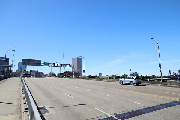 W Morrison Br East 200