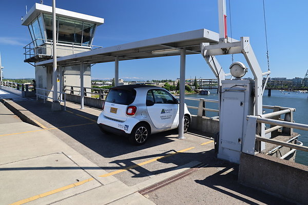 W Morrison Br East 103