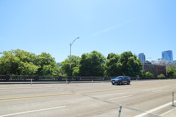 E Burnside Br West 135