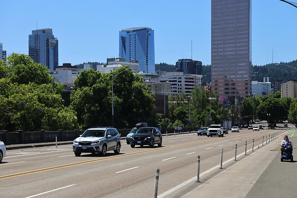 E Burnside Br West 100