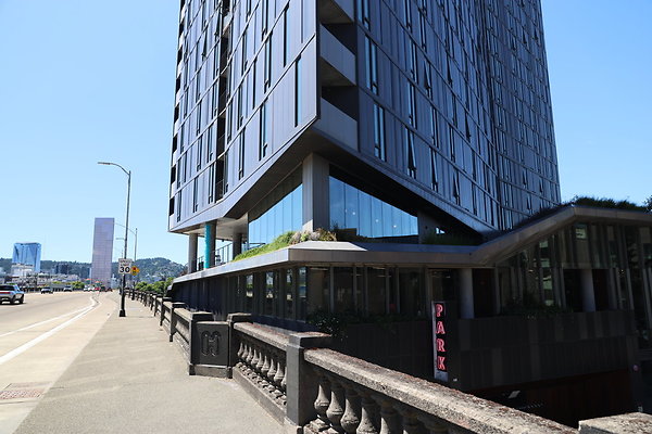 E Burnside Br West 002