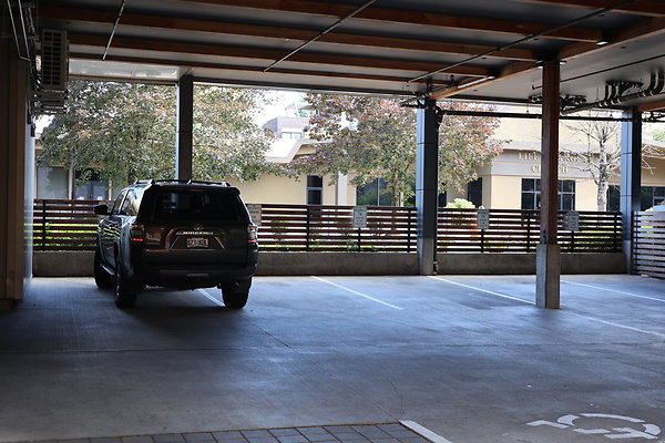 One North Kartini 168