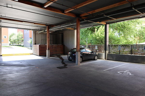 One North Kartini 143