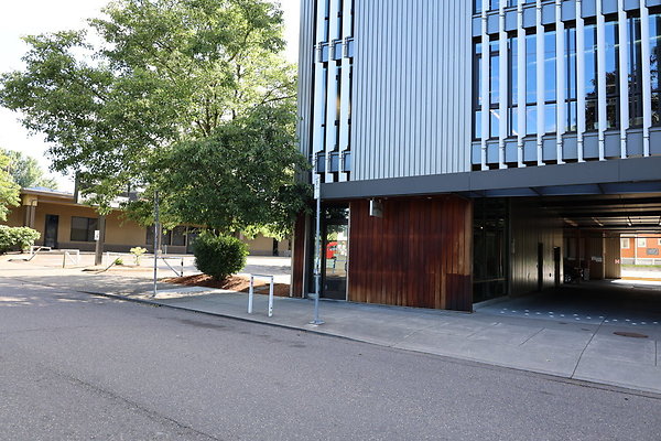 One North Kartini 068