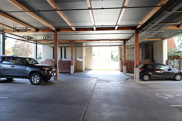 One North Kartini 009