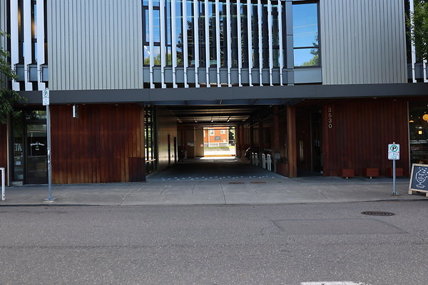 One North Kartini 076