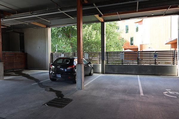 One North Kartini 022