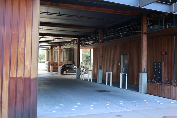 One North Kartini 095