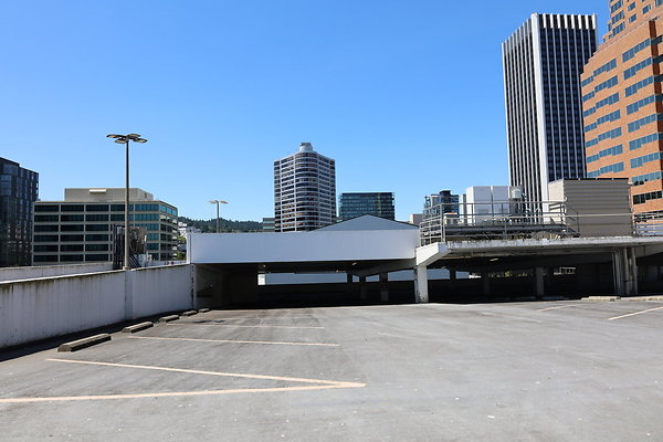 Crown Plaza Garage 205