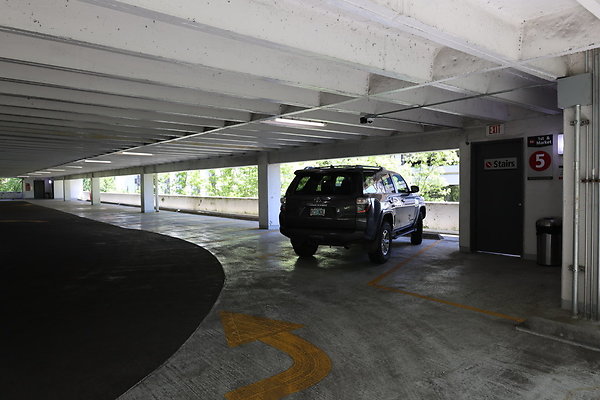 Crown Plaza Garage 123