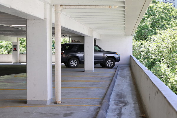 Crown Plaza Garage 072