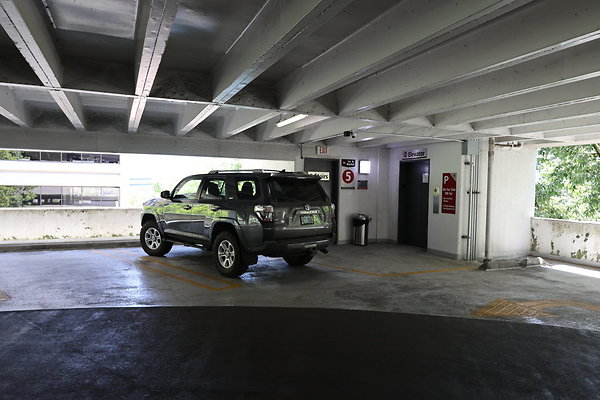 Crown Plaza Garage 135
