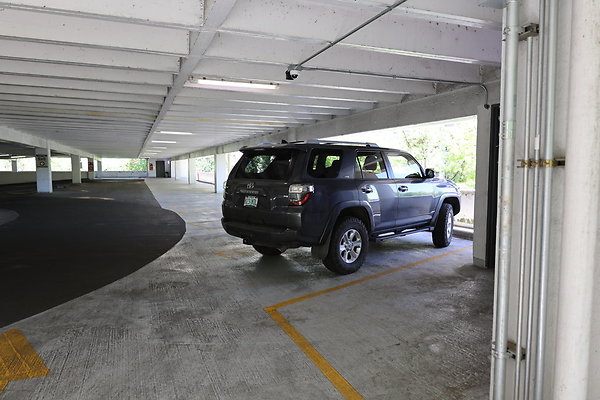 Crown Plaza Garage 127