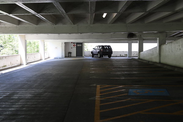 Crown Plaza Garage 003