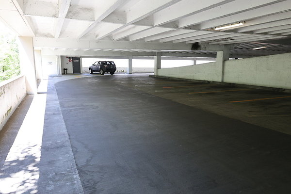 Crown Plaza Garage 009