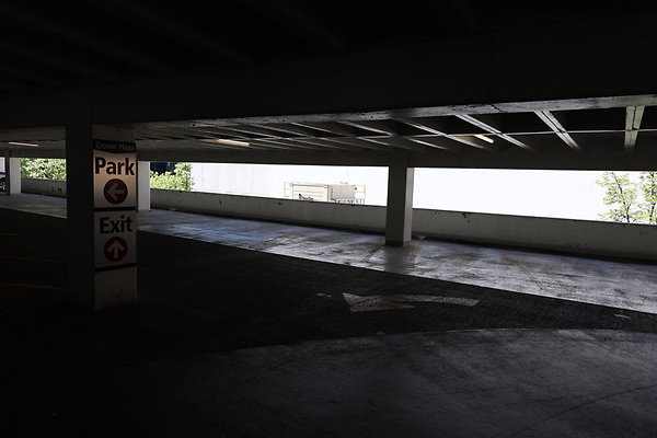 Crown Plaza Garage 035