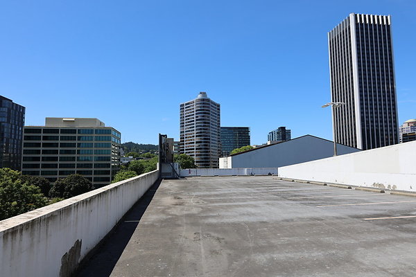 Crown Plaza Garage 225