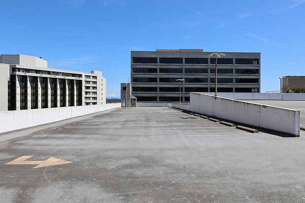 Crown Plaza Garage 173