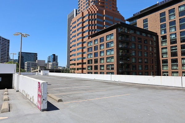 Crown Plaza Garage 187