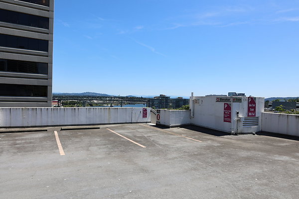 Crown Plaza Garage 209