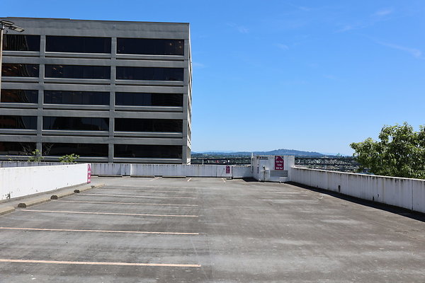 Crown Plaza Garage 211