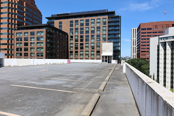 Crown Plaza Garage 195