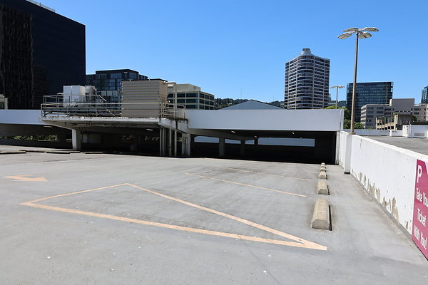 Crown Plaza Garage 191