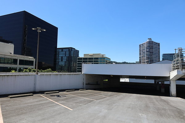 Crown Plaza Garage 206