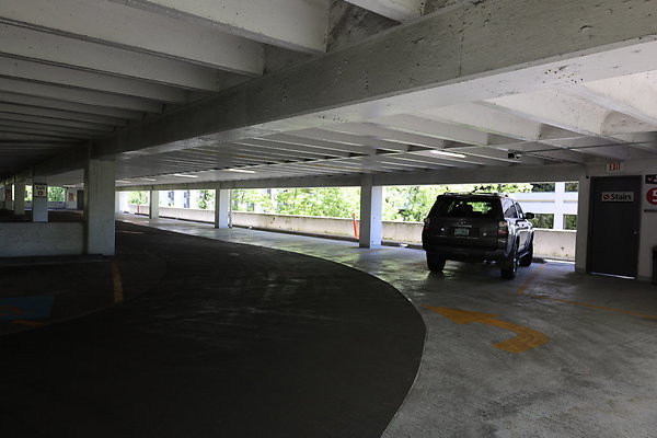 Crown Plaza Garage 116