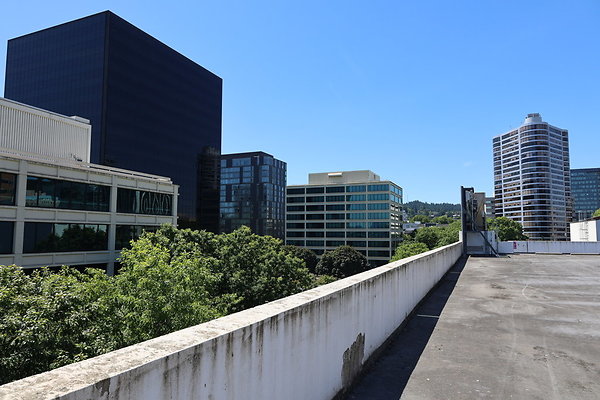 Crown Plaza Garage 224