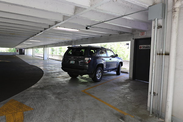 Crown Plaza Garage 125