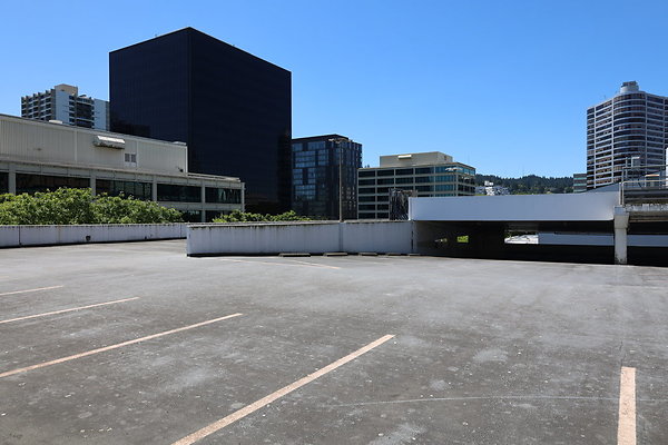 Crown Plaza Garage 201